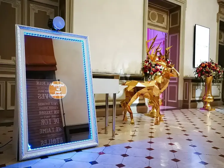 Miroir Magic Photobooth - Vidéo de présentation